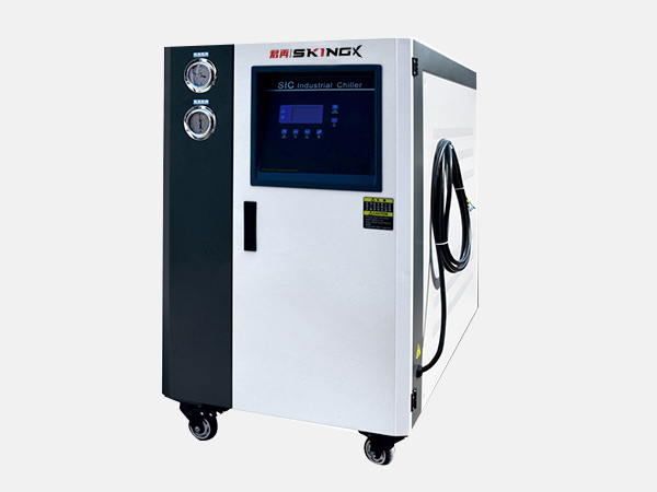 水冷式冷水機